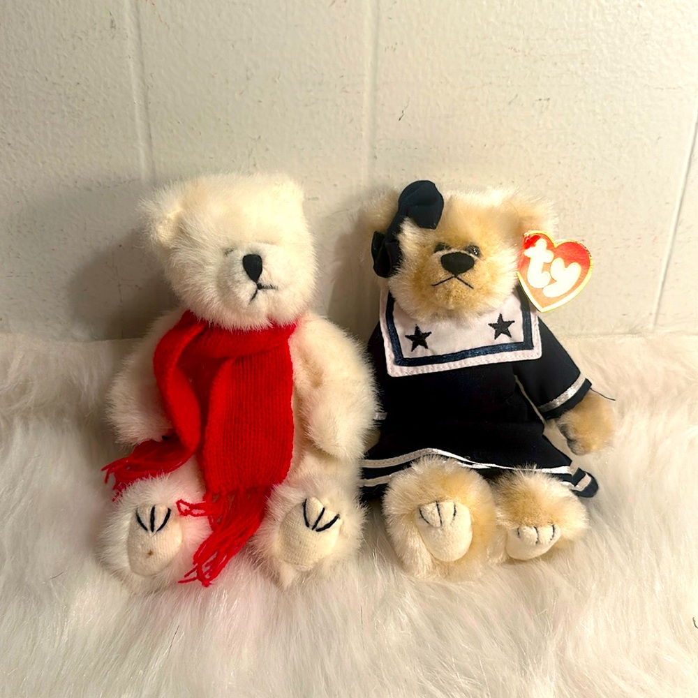 Ty Beanie Baby Attic Treasures Breezy & Peppermint Bears Lot of 2 Vintage Plush
